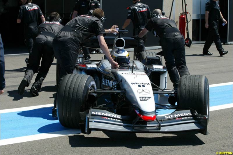 Pedro de la Rosa, McLaren, during testing at the Paul Ricard circuit in France. 20th May, 2003.
