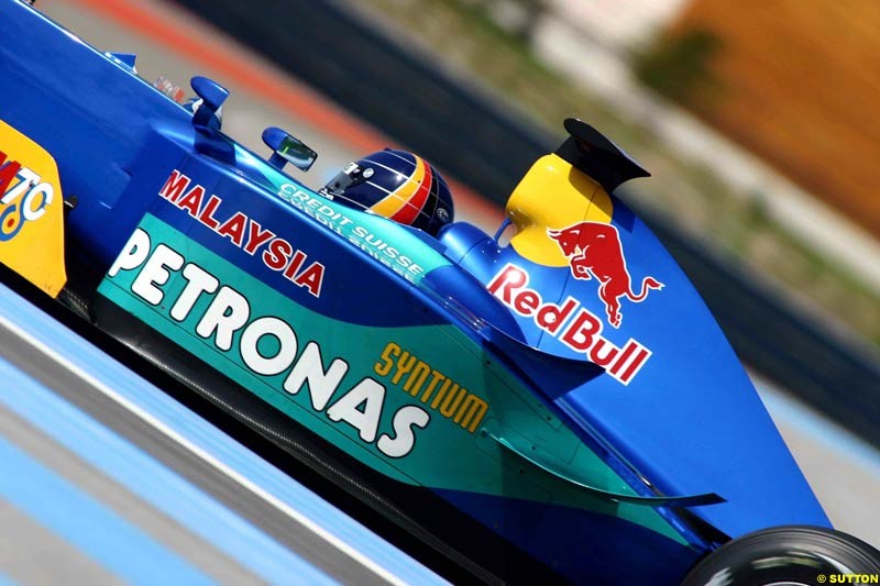 Heinz Harald Frentzen, Sauber. Testing at Paul Ricard, France. May 6th 2003.