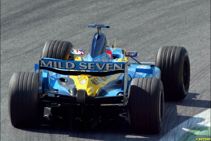 Jarno Trulli, Renault, during qualifying for the Austrian Grand Prix. A1-Ring, Spielberg, Austria. May 17th 2003.