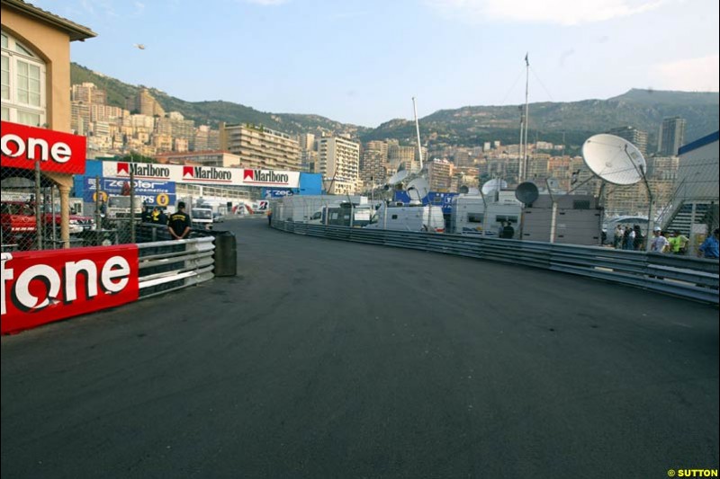 Changes to the Monaco Grand Prix layout: the new, faster entry to La Rascasse. May 28th 2003.