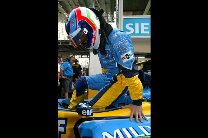 Jarno Trulli, Renault. Thursday practice, Monaco Grand Prix. Monte Carlo, May 29th 2003.