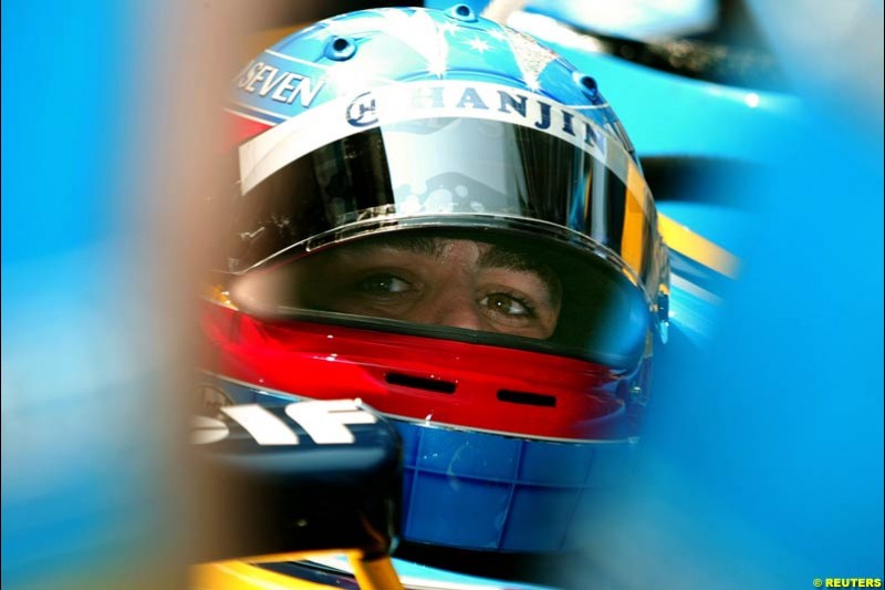 Fernando Alonso, Renault. Thursday practice, Monaco Grand Prix. Monte Carlo, May 29th 2003.