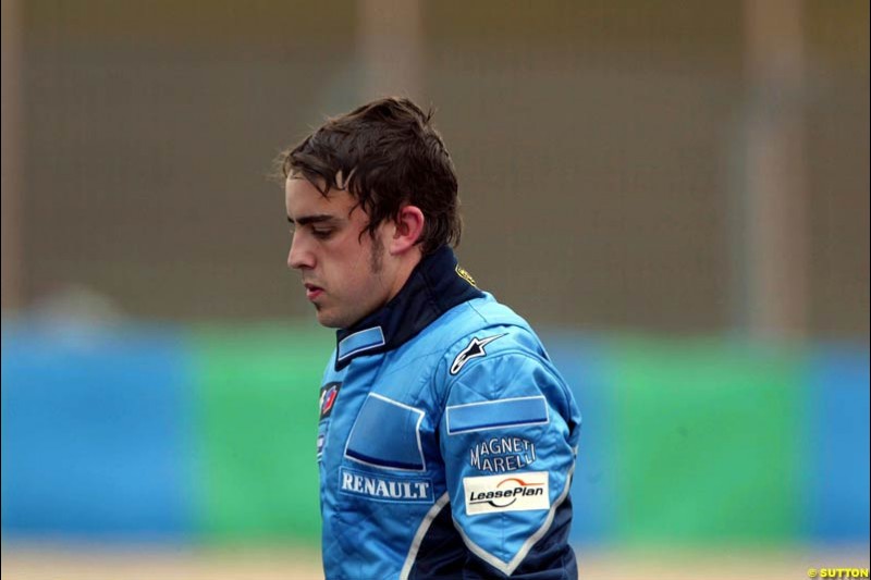 Fernando Alonso, Renault. French Grand Prix at Magny Cours. Circuit de Nevers, France. Sunday, July 6th 2003.