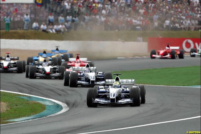 The first lap. French Grand Prix at Magny Cours. Circuit de Nevers, France. Sunday, July 6th 2003.