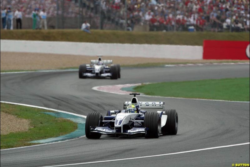 Ralf Schumacher, Williams, leads. French Grand Prix at Magny Cours. Circuit de Nevers, France. Sunday, July 6th 2003.