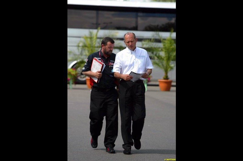 Paul Stoddart and Ron Dennis. French Grand Prix at Magny Cours, France. Sunday, July 6th 2003.