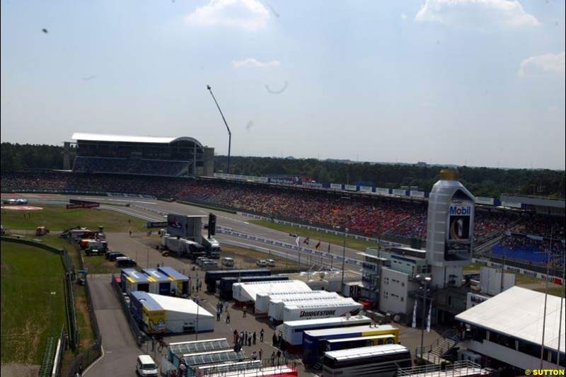 The Start/Finish straight. German Grand Prix, Hockenheim, Germany. Saturday, August 2nd 2003.