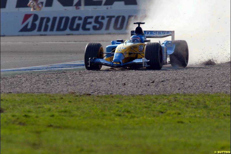 Fernando Alonso, Renault, runs wide over the gravel during practice. German Grand Prix, Hockenheim, Germany. Saturday, August 2nd 2003.