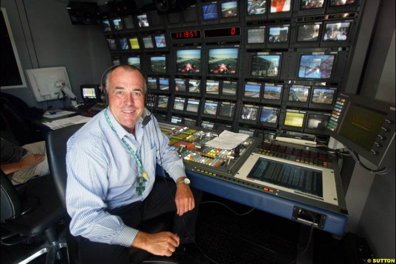 The TV Directing Room. Hungarian Grand Prix Saturday. Hungaroring, Budapest. 23rd August, 2003.