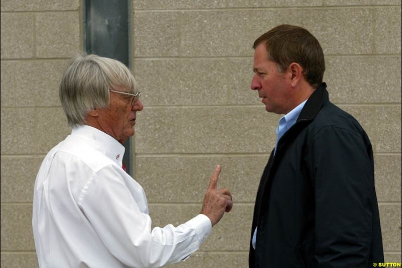 Bernie Ecclestone and Martin Brundle. United States GP, Indianapolis Motor Speeway. Sunday, September 29th 2003.