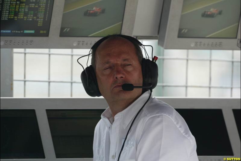 Ron Dennis. Japanese Grand Prix, Suzuka, Japan. Saturday, October 11th 2003.
