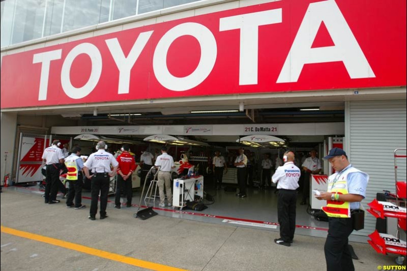 The Toyota garage. Japanese Grand Prix, Suzuka, Japan. Saturday, October 11th 2003.