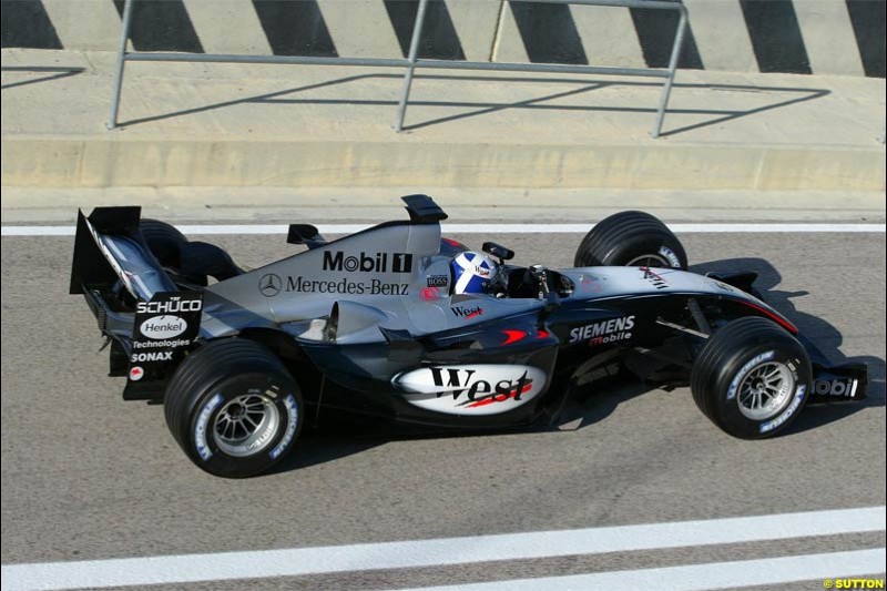 David Coulthard, McLaren. Winter F1 Testing, November 26th 2003, Barcelona, Spain.
