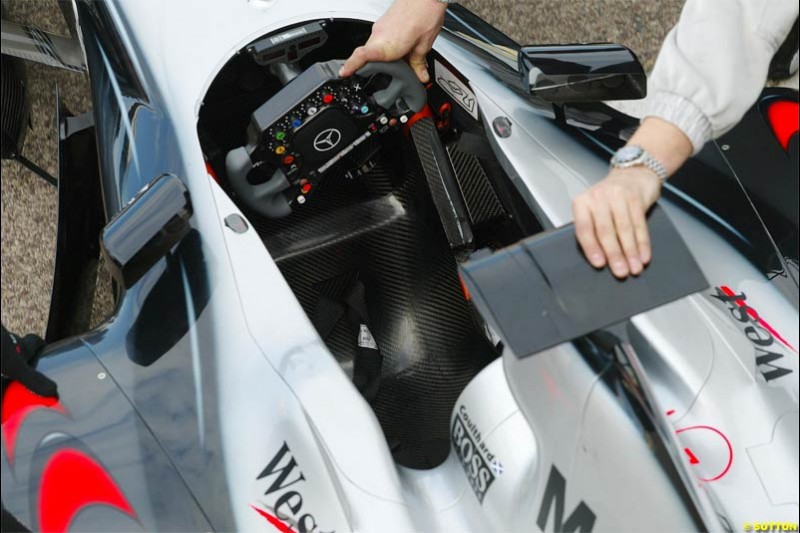 McLaren. Winter F1 Testing, November 26th 2003, Barcelona, Spain.