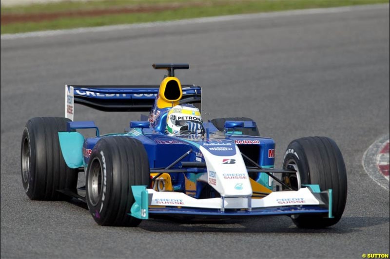 Giancarlo Fisichella, Sauber. Winter F1 Testing, November 25th 2003, Barcelona, Spain.