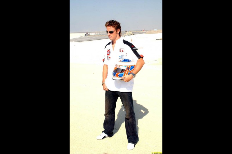 Jenson Button, BAR, visits the Bahrain Grand Prix venue. November 2003.