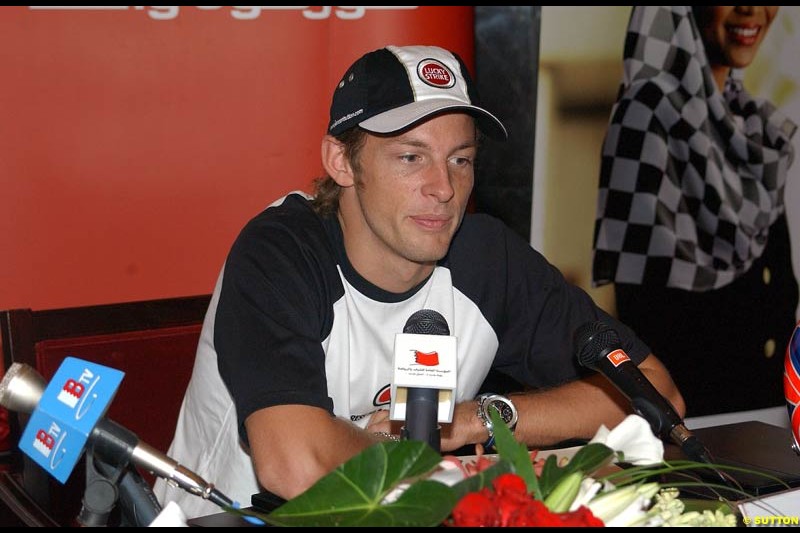 Jenson Button, BAR, visits the Bahrain Grand Prix venue. November 2003.