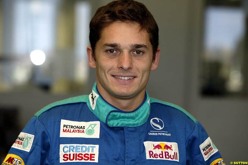 Giancarlo Fisichella has seat fitting at Sauber. November 2003.