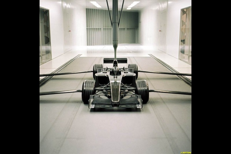 Sauber launch new windtunnel. December 2003.