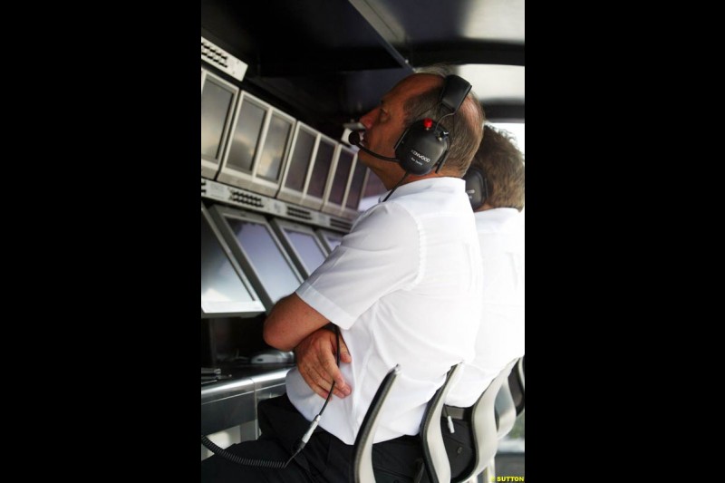Ron Dennis, McLaren. Saturday qualifying for the Malaysian Grand Prix. Sepang, Kuala Lumpur, Malaysia. March 20th 2004.