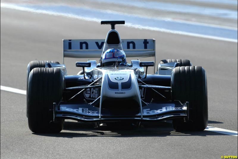 Current IRL Champion Scott Dixon participates in his first Formula One test, driving the Williams BMW FW26 at Paul Ricard, France. March 26th, 2004.