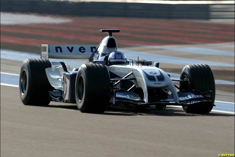 Current IRL Champion Scott Dixon participates in his first Formula One test, driving the Williams BMW FW26 at Paul Ricard, France. March 26th, 2004.