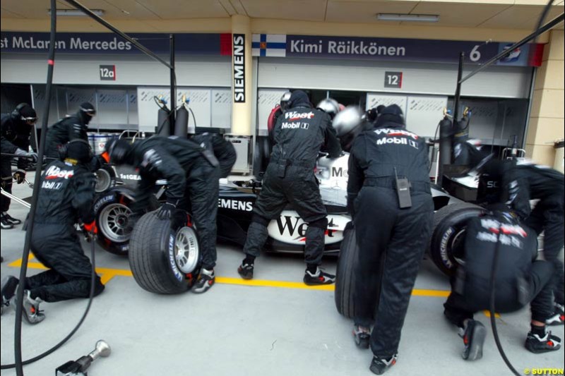 McLaren practice pitstops. Bahrain Grand Prix, Bahrain International Circuit. April 1st, 2004.