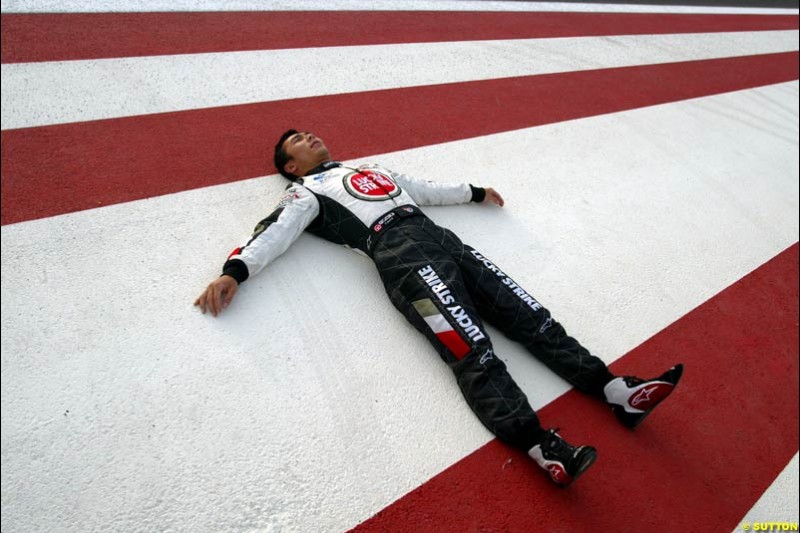 Takuma Sato, BAR. Bahrain Grand Prix, Bahrain International Circuit. April 1st, 2004.