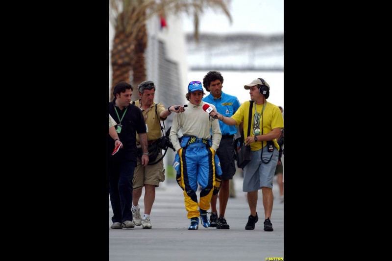 Fernando Alonso. Saturday qualifying for the Bahrain Grand Prix. Bahrain International Circuit, April 3rd 2004.