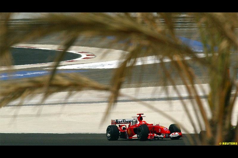Saturday qualifying for the Bahrain Grand Prix. Bahrain International Circuit, April 3rd 2004.