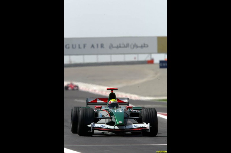 Mark Webber, Jaguar. Saturday practice for the Bahrain Grand Prix. Bahrain International Circuit, April 3rd 2004.