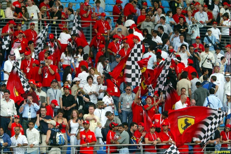The crowd. The Bahrain Grand Prix. Bahrain International Circuit, April 4th 2004.