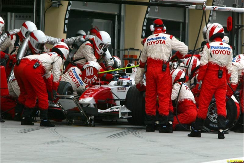 Toyota pitstop. The Bahrain Grand Prix. Bahrain International Circuit, April 4th 2004.