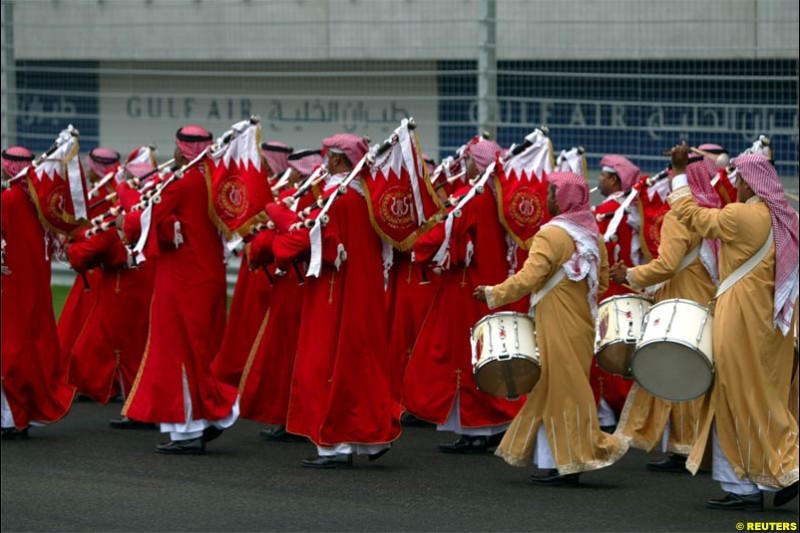 Grid Dancers. The Bahrain Grand Prix. Bahrain International Circuit, April 4th 2004.