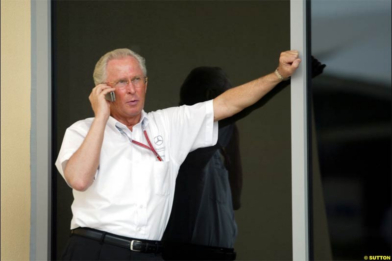 Jorgen Hubbert, Damlier Chrysler. The Bahrain Grand Prix. Bahrain International Circuit, April 4th 2004.