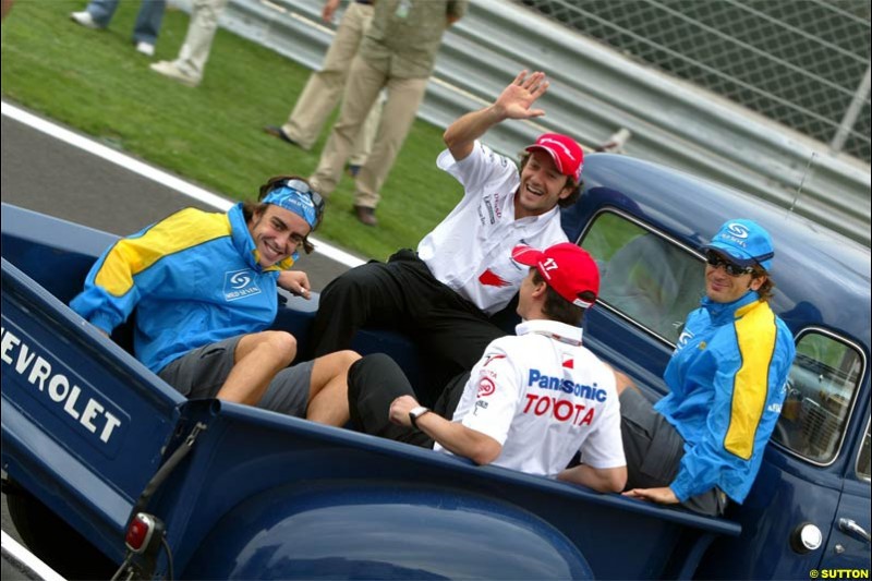 The Drivers Parade. The Bahrain Grand Prix. Bahrain International Circuit, April 4th 2004.