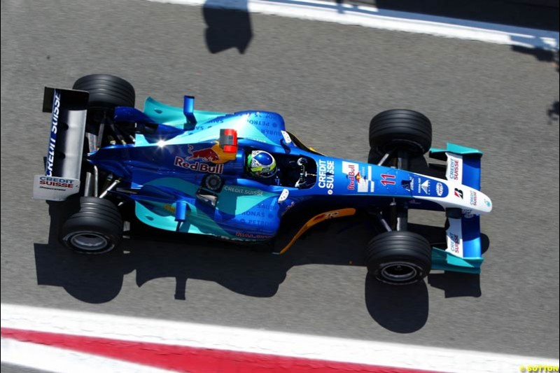 Giancarlo Fisichella, Sauber-Petronas, Spanish GP Friday Practice, May 7th, 2004.