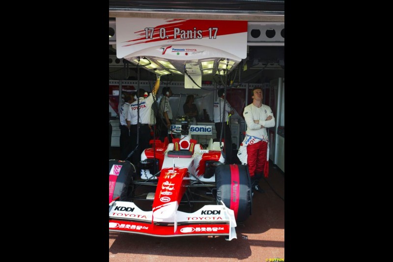 Olivier Panis, Toyota,  Monaco GP, Thursday May 20th, 2004.