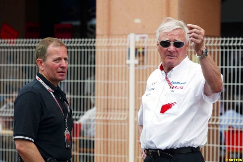 Martin Brundle  and   Ove Andersson, Toyota;  Monaco GP, Thursday May 20th, 2004.