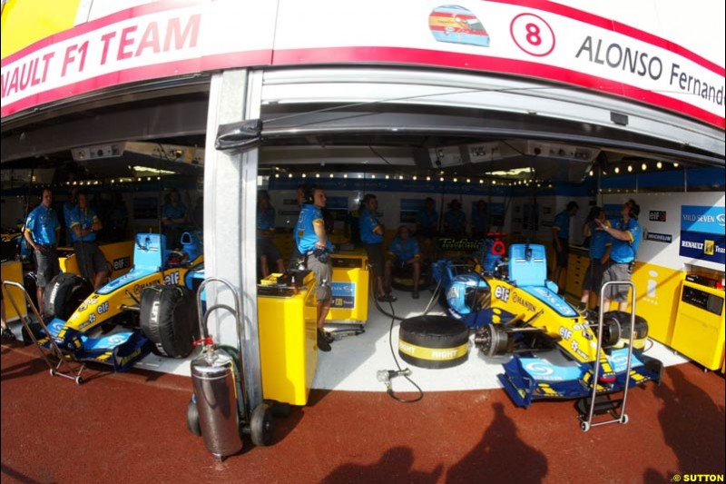 Renault,  Monaco GP, Saturday May 22nd, 2004.