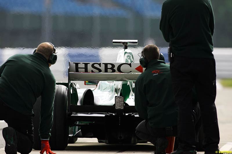 Christian Klien, Jaguar, Silverstone Testing, Wednesday June 2nd, 2004.