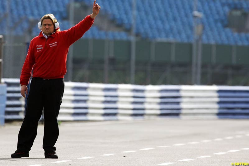 Toyota, Silverstone Testing, Wednesday June 2nd, 2004.