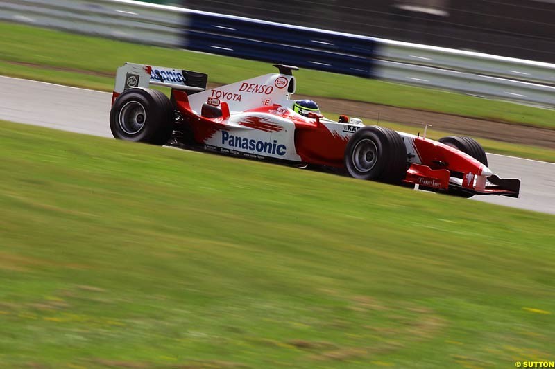 Cristiano da Matta, Toyota, Silverstone Testing, Wednesday June 2nd, 2004.