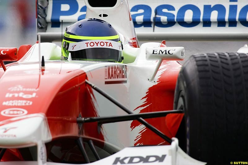 Cristiano da Matta, Toyota, Silverstone Testing, Tuesday June 1st, 2004.