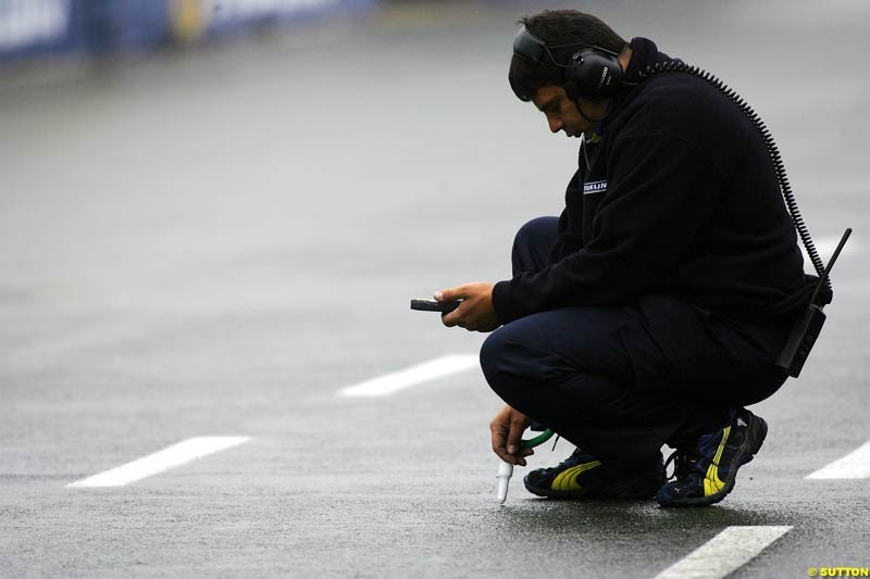 Silverstone Testing, Tuesday June 1st, 2004.