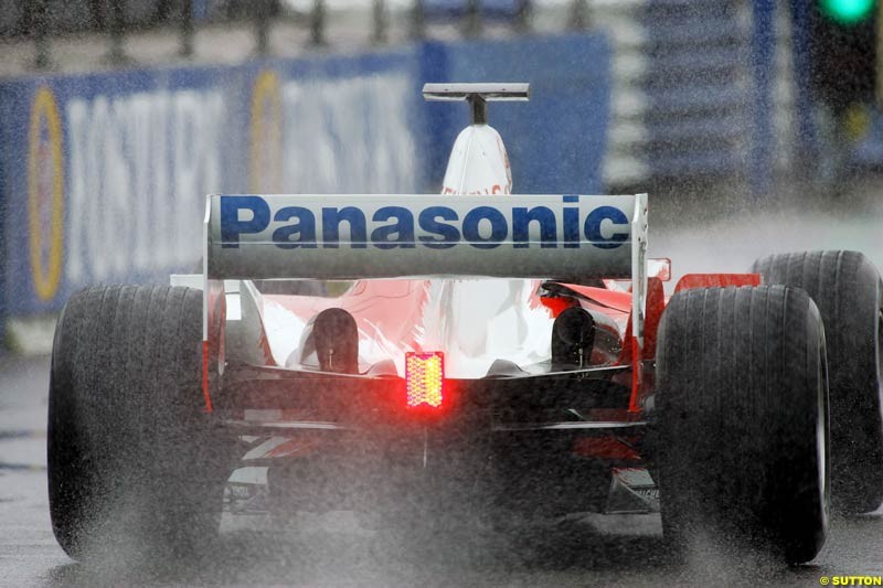 Cristiano da Matta, Toyota, Silverstone Testing, Tuesday June 1st, 2004.