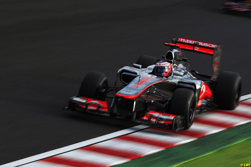 Jenson Button, McLaren MP4-27,  Practice, Formula One World Championship, Round 15, Japanese Grand Prix, Suzuka Circuit, Mie Prefecture, Japan. Friday 5 October 2012. 