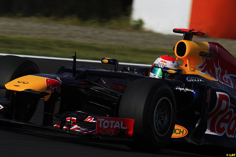 Sebastian Vettel, Red Bull RB8,  Practice, Formula One World Championship, Round 15, Japanese Grand Prix, Suzuka Circuit, Mie Prefecture, Japan. Friday 5 October 2012. 