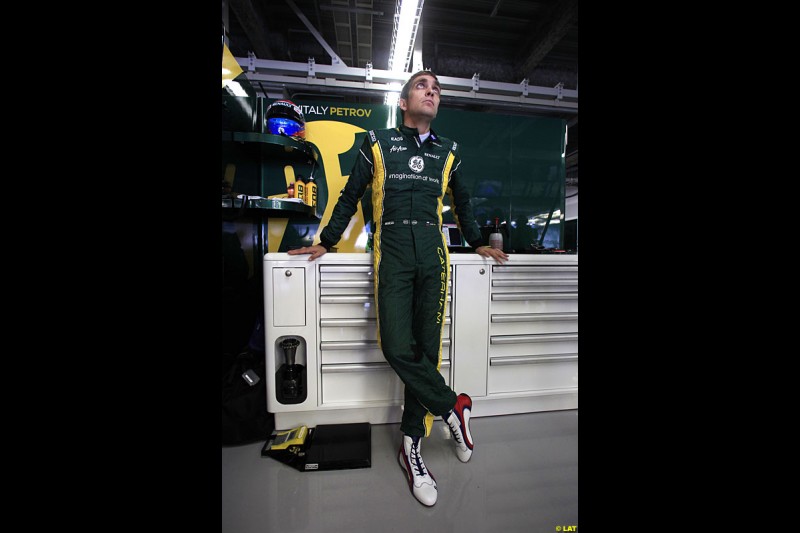 Vitaly Petrov, Caterham F1 Team, Practice, Formula One World Championship, Round 15, Japanese Grand Prix, Suzuka Circuit, Mie Prefecture, Japan. Friday 5 October 2012.