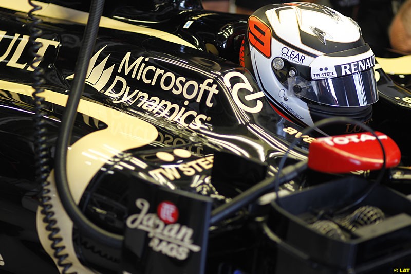 Kimi Raikkonen, Lotus F1 Team, Practice, Formula One World Championship, Round 15, Japanese Grand Prix, Suzuka Circuit, Mie Prefecture, Japan. Friday 5 October 2012.